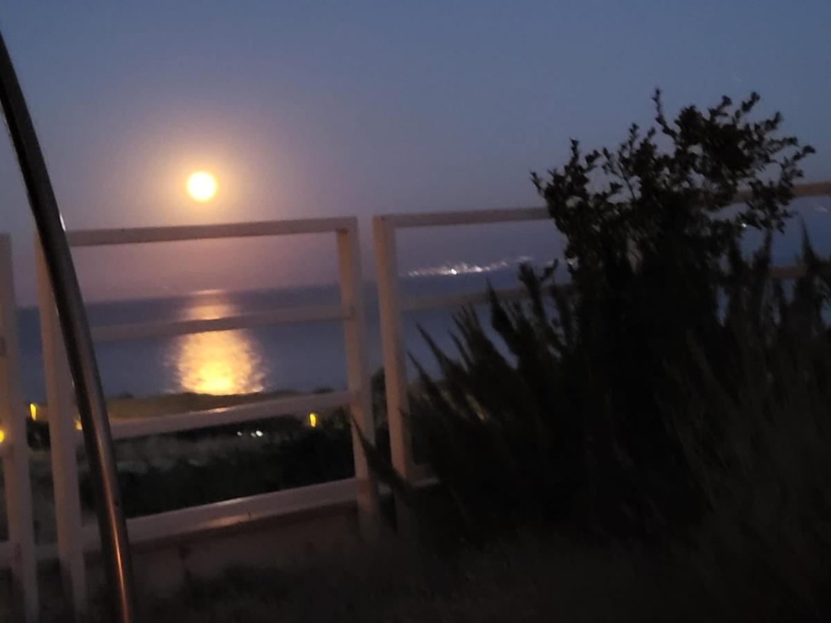 Sea View With Garden Apartment Joshua Split Exterior photo